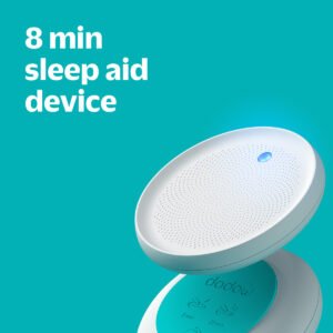 Dodow sleep aid device with its blue breathing light (official product image)